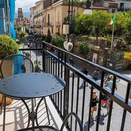 Casa Marino 4*